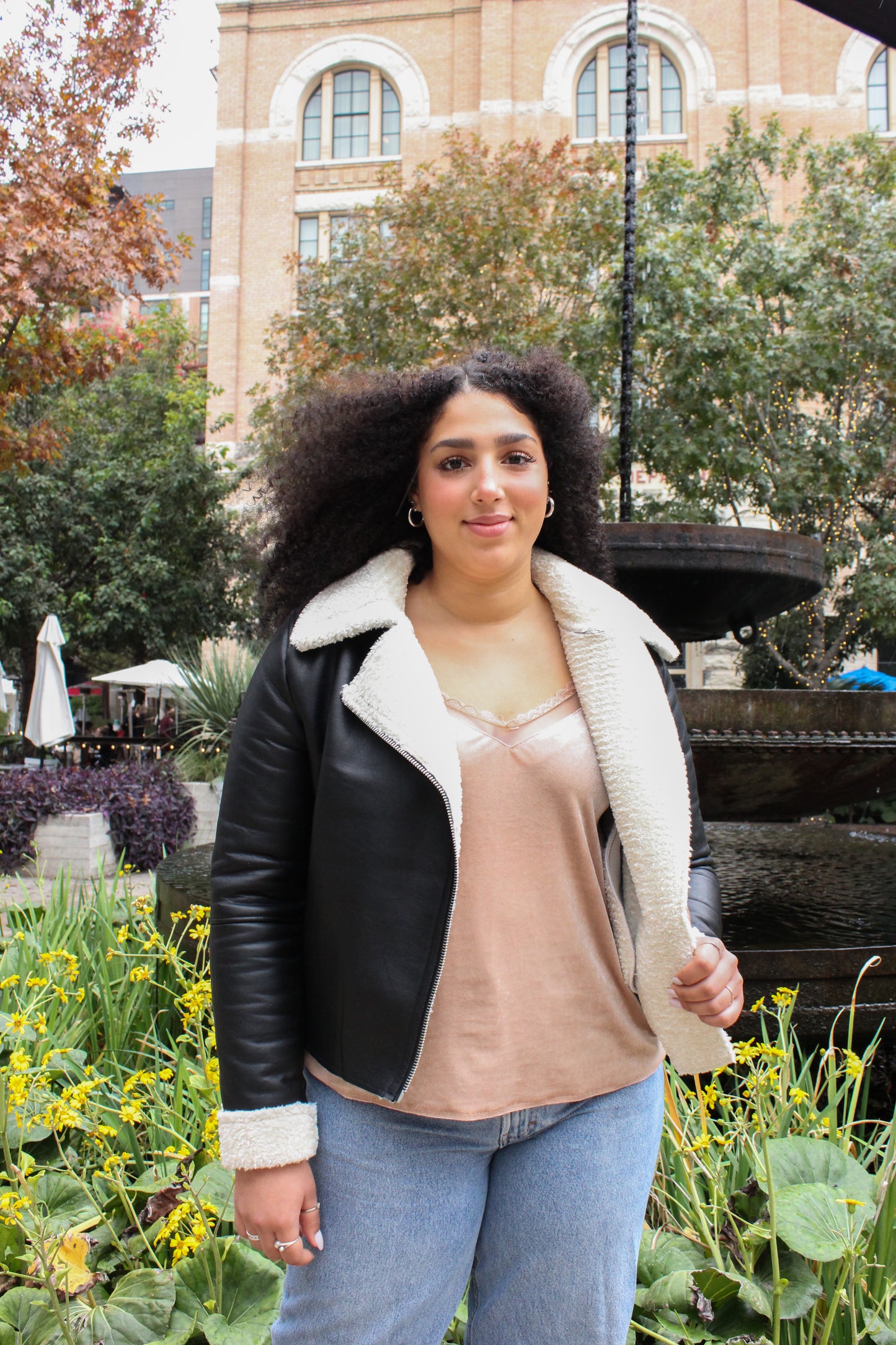 Champagne Problem Tank - Curve